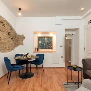 Heisenberg Apartment Pula